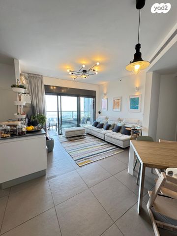 דירה, נווה שרת, תל אביב יפו