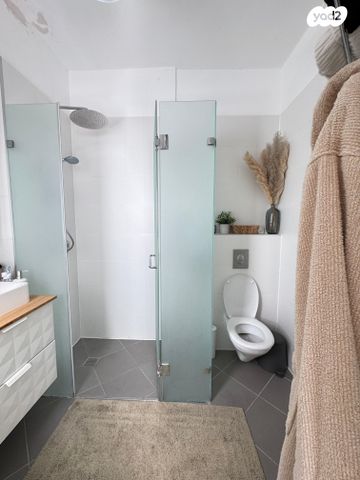 דירה, נווה שרת, תל אביב יפו