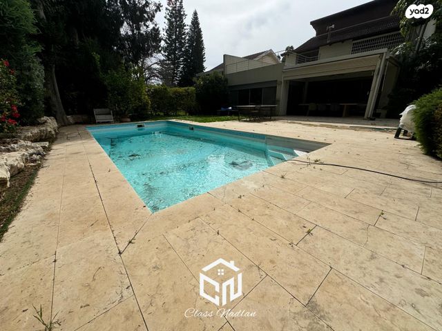 בית פרטי/ קוטג', סביון