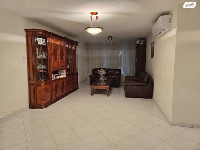 שדרות דוד המלך 20