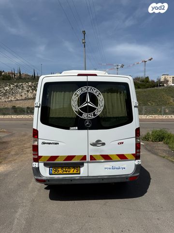 מודעת רכב מרצדס-בנץ ספרינטר