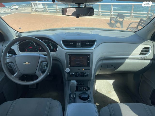 שברולט טראוורס