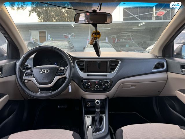 יונדאי אקסנט i25