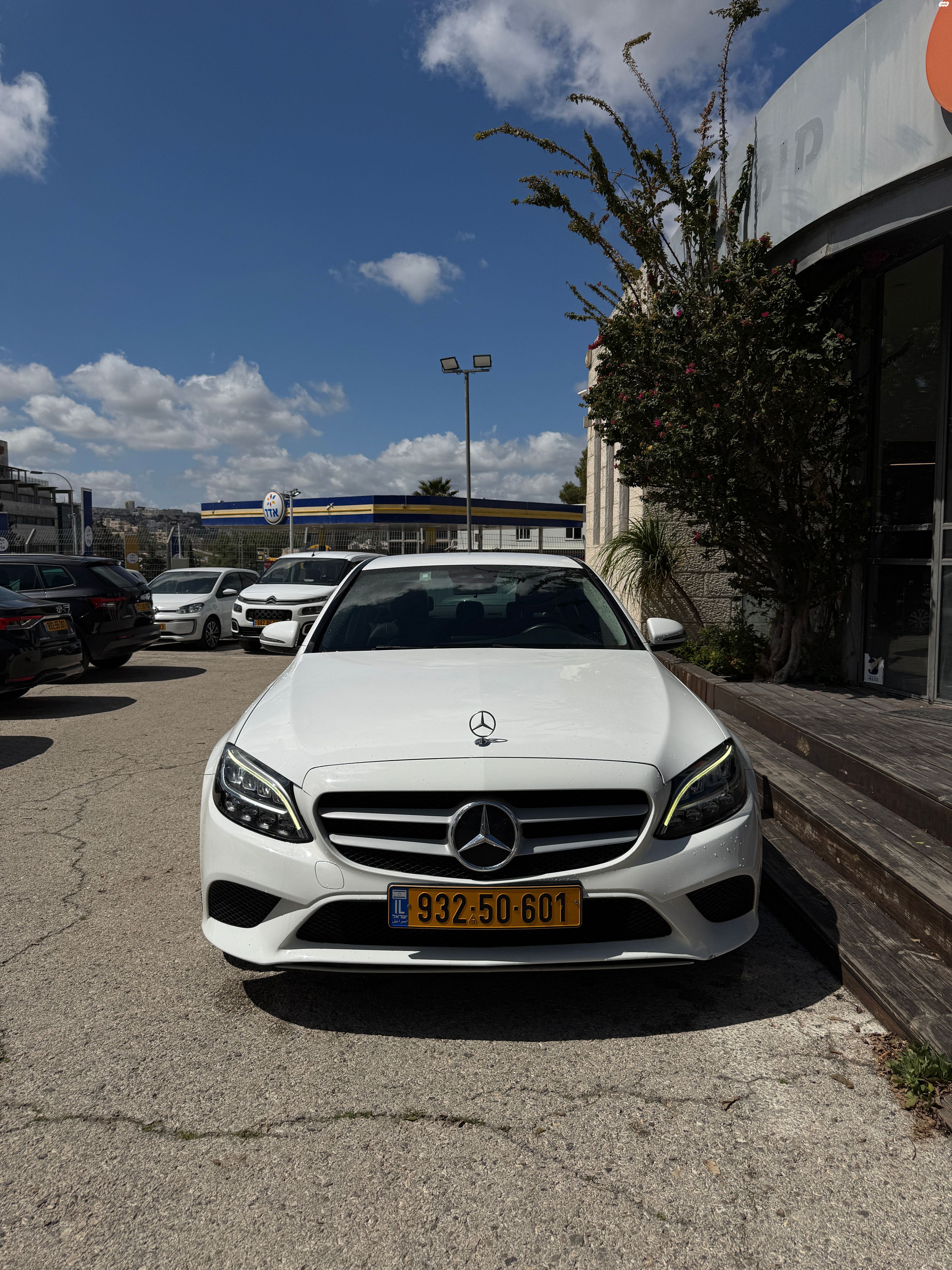 מודעת רכב מרצדס-בנץ C-class