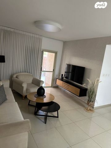 דירת גן, משה קהירי 41, רמות הרכס, באר שבע