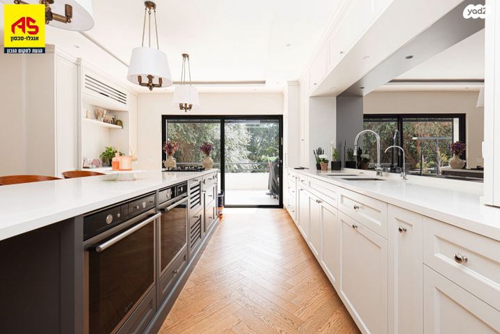 גג/ פנטהאוז, הנשיאים, קרית ויצמן, רעננה