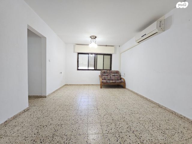 דירה, שדרות לכיש, השופטים, קרית גת