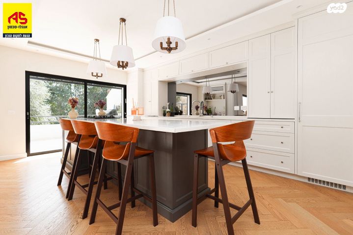 גג/ פנטהאוז, הנשיאים, קרית ויצמן, רעננה