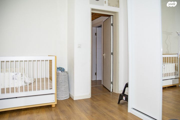 דירה, שדרות מנחם בגין 8, גבעת אולגה, חדרה