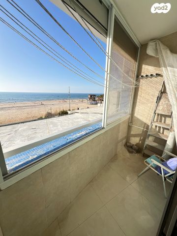 דירת גן, דרך בן גוריון 136, בת ים