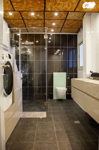 דירה, שדרות מנחם בגין 8, גבעת אולגה, חדרה