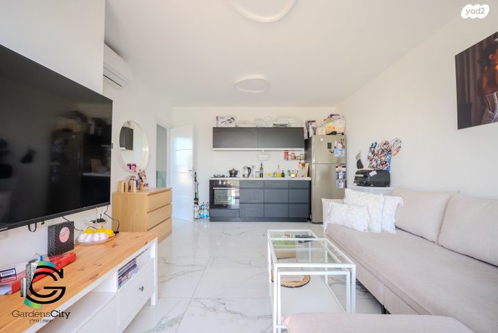 גג/ פנטהאוז, מור, לבנה, תל אביב יפו