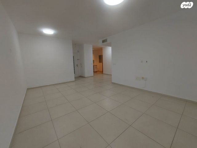 דירה, שדרות עמק יזרעאל, שקמים ואגמים, אשקלון