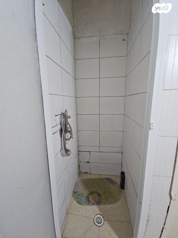 דירה, כובשי החרמון 13, רמת הנשיא, בת ים