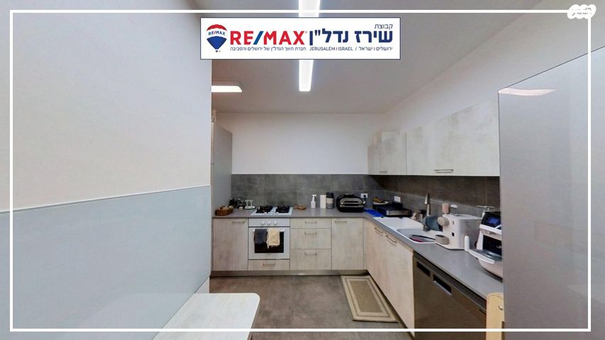 דירה, השקד, מבשרת ציון