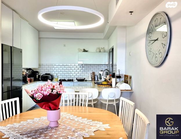 דירה, אלונים 28, קרית השרון, נתניה