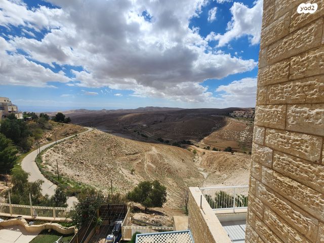 החרסית 2