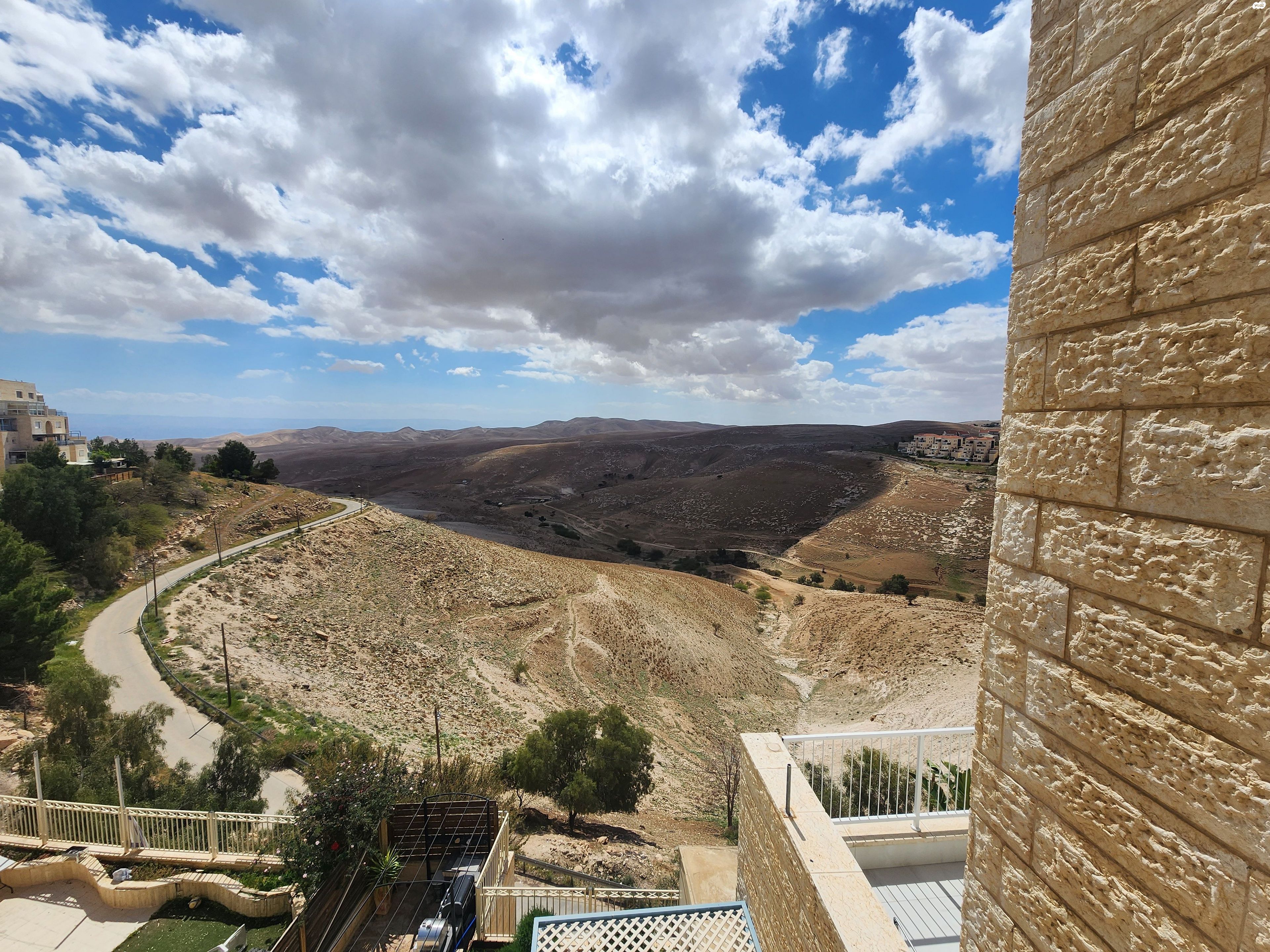 החרסית 2