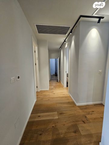 דו משפחתי, מוצקין הותיקה, קרית מוצקין