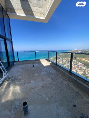 גג/ פנטהאוז, המלכים 6, קרית צאנז, נתניה