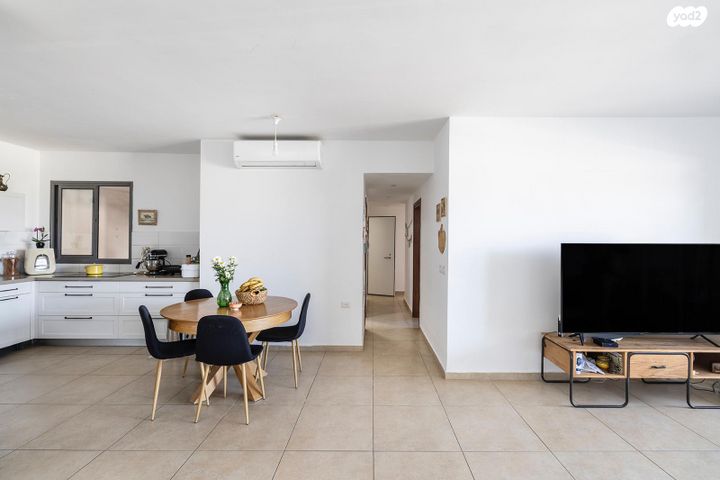 דירה, כפר יונה