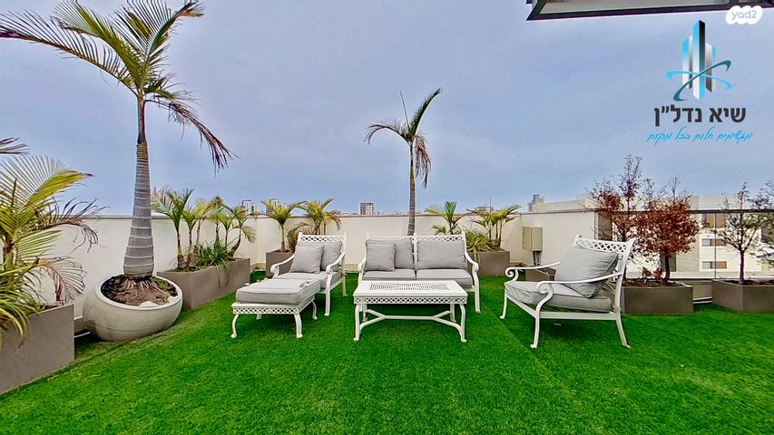 גג/ פנטהאוז, הסירה 16, נאות רבין, יבנה