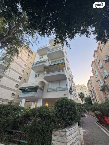 הרמן צבי שפירא 
