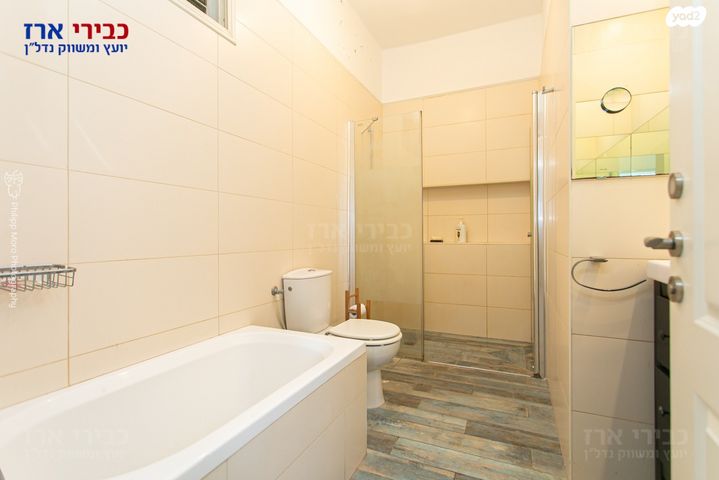 דירה, שדרות מוריה, מרכז הכרמל, חיפה