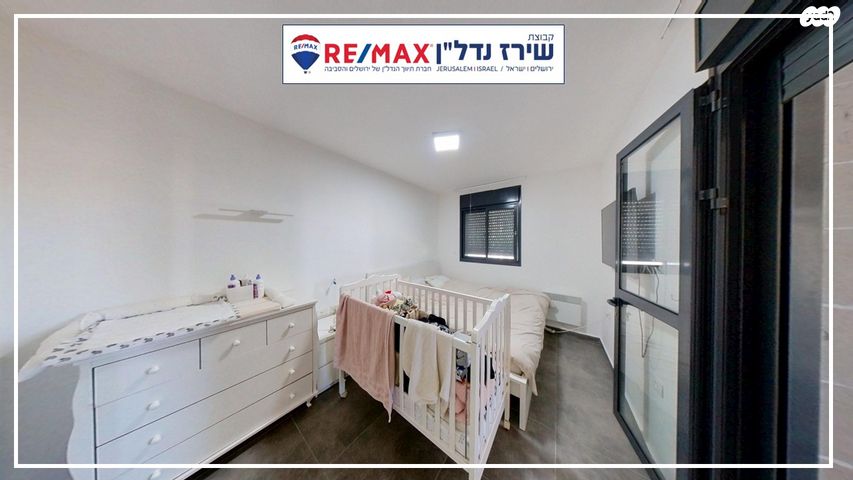 דירה, השקד, מבשרת ציון