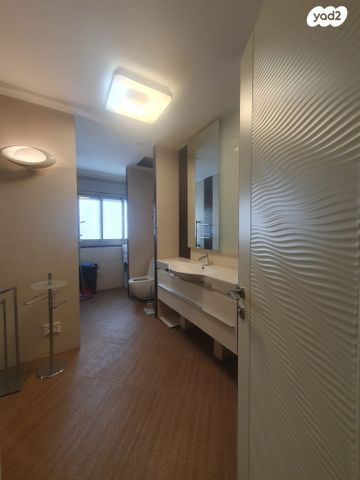 גג/ פנטהאוז, שער הים, ראשון לציון