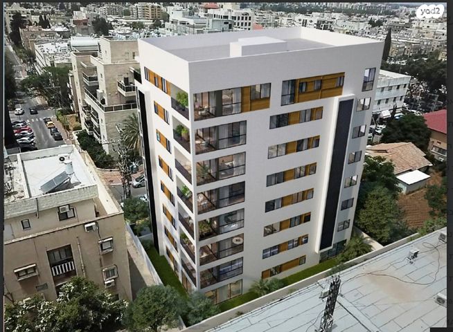 גג/ פנטהאוז, קלאוזנר 7, מרכז דרום, רעננה