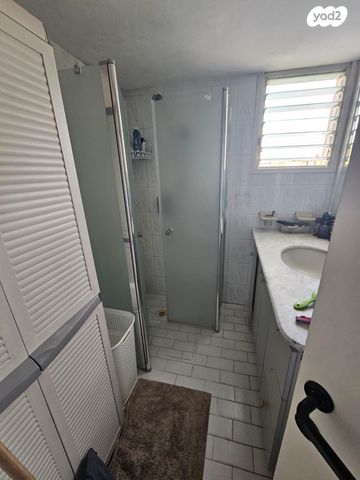 דירה, קרית ים