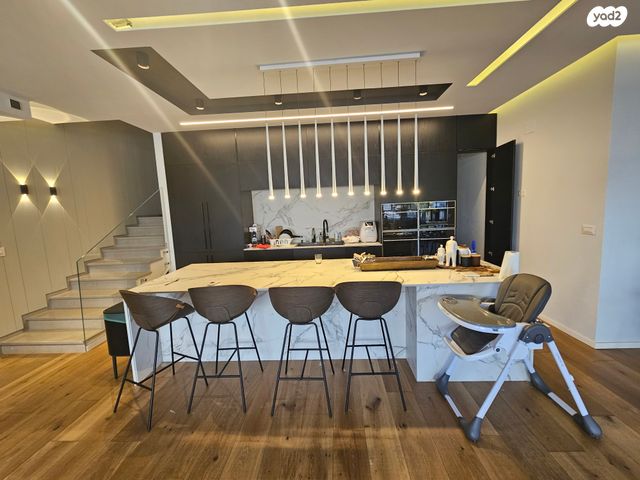 דו משפחתי, מוצקין הותיקה, קרית מוצקין