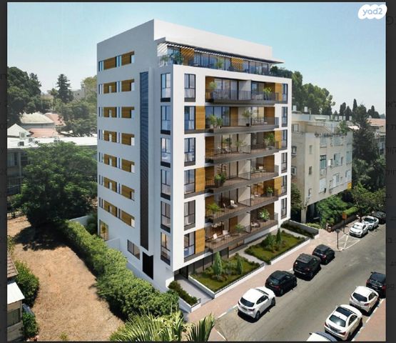 גג/ פנטהאוז, קלאוזנר 7, מרכז דרום, רעננה