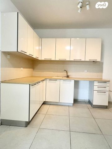 דירה, שדרות עמק יזרעאל, שקמים ואגמים, אשקלון