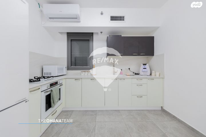 דירה, דוד רזניק 11, גלי הים, נתניה