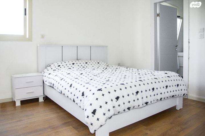 דירה, שדרות מנחם בגין 8, גבעת אולגה, חדרה