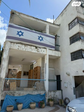 חנויות/ שטח מסחרי, שדרות הנשיא וייצמן 26, מרכז העיר, חדרה