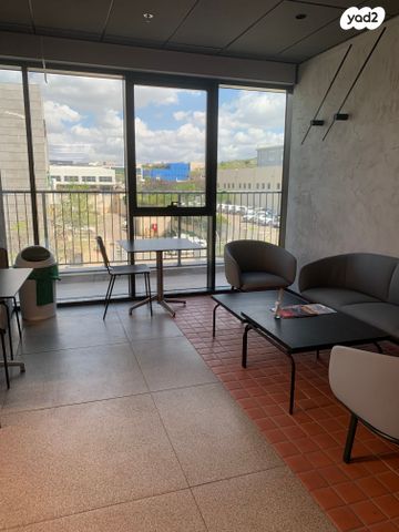 משרדים, מרכז עינב, מודיעין מכבים רעות