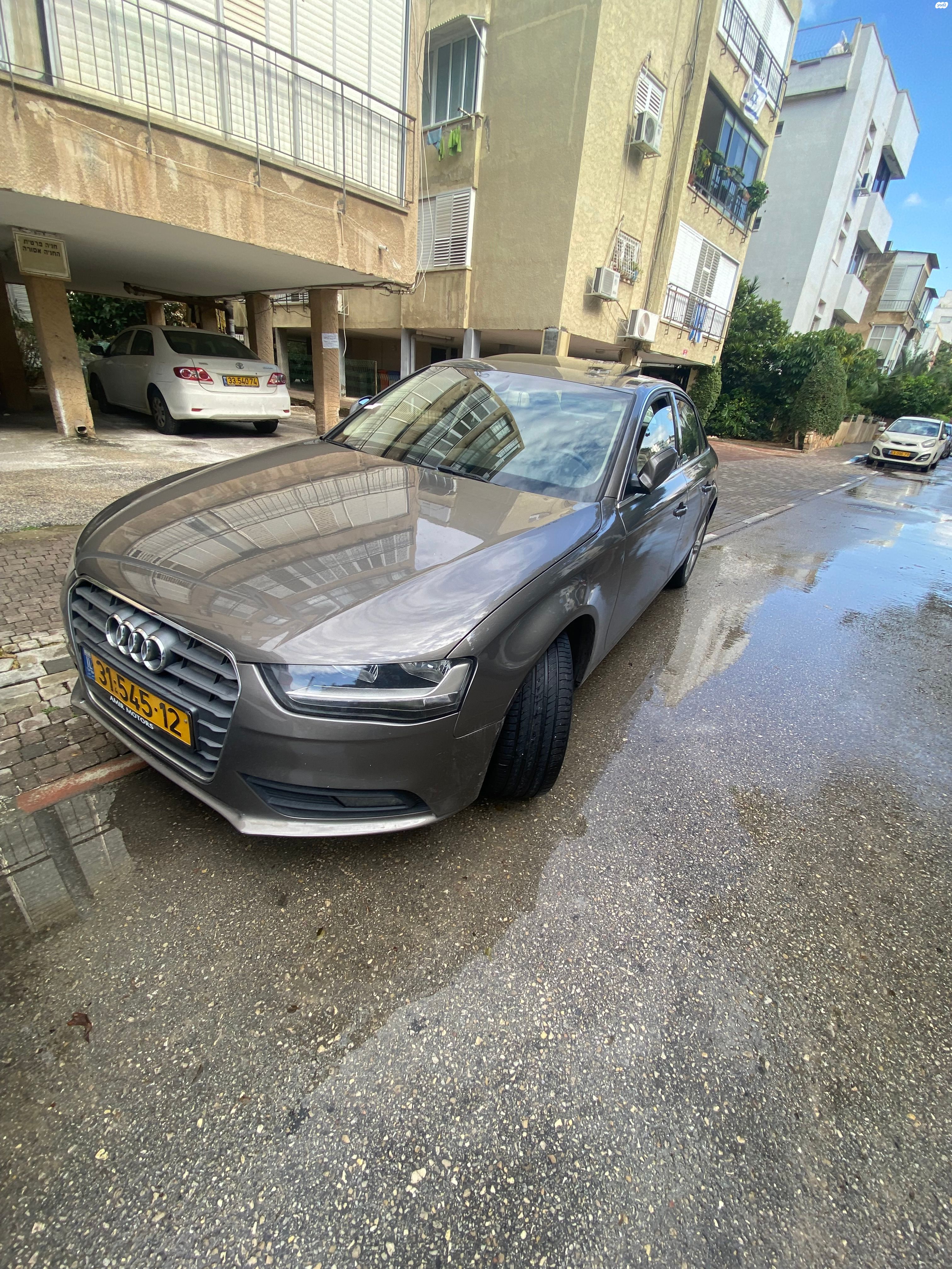 מודעת רכב אאודי A4