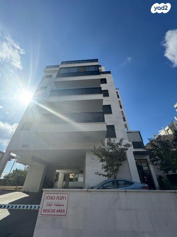 דוד מזרחי 25