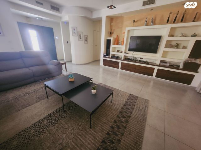 משק עזר, שכונת שמעיה 1, באר טוביה, באר טוביה