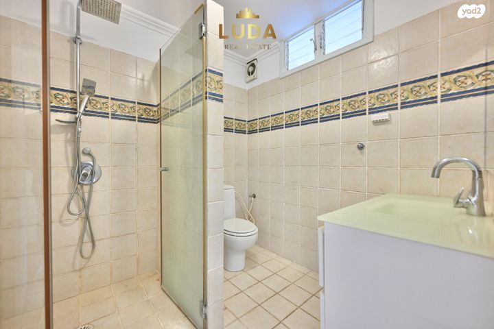 גג/ פנטהאוז, זאב, נאות אפקה ב', תל אביב יפו