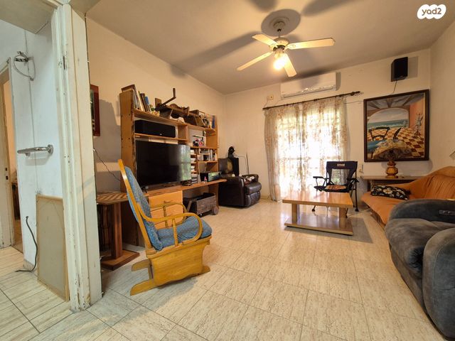 בית פרטי/ קוטג', רגבה