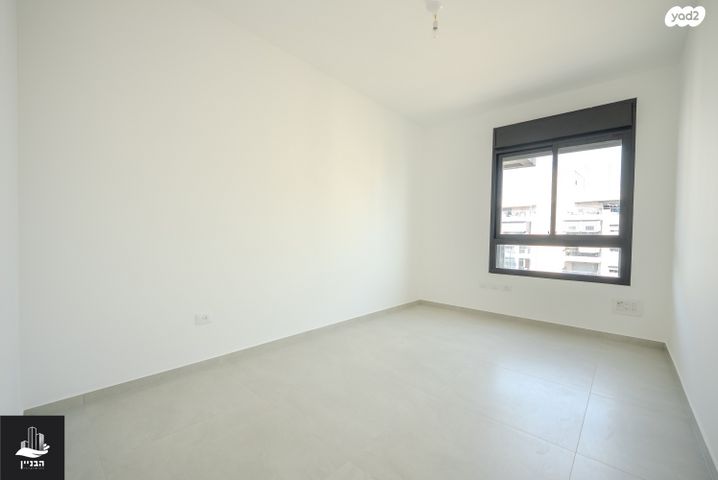 דירה, משה רינת 4, קרית רבין, חולון