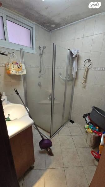 פנחס ספיר