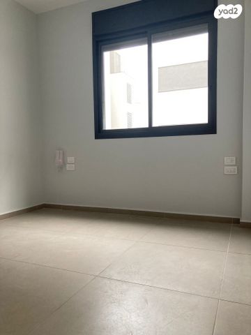 דירה, פרזון, יד אליהו, תל אביב יפו