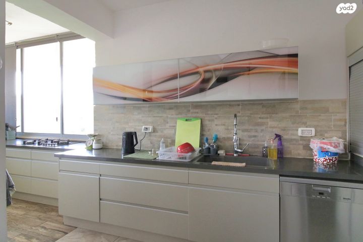 דירה, לאה אמנו, מוריה, מודיעין מכבים רעות