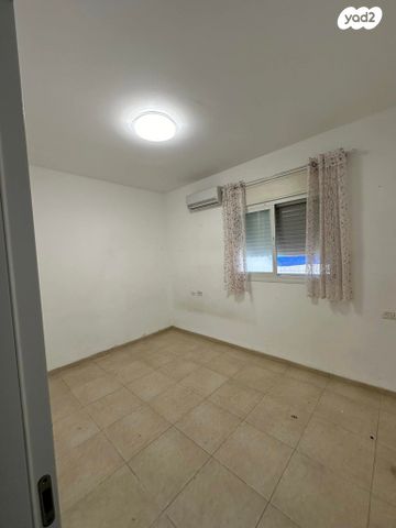 דירת גן, הרצל 135, עין שרה, נהריה