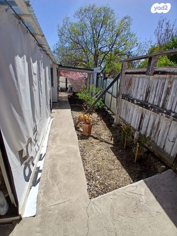 דו משפחתי, קצרין